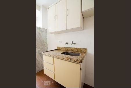 Cozinha de kitnet/studio para alugar com 1 quarto, 33m² em Centro, Campinas