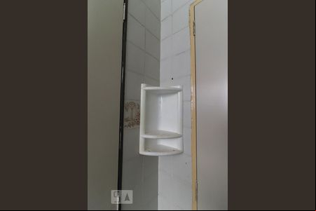 Banheiro de apartamento para alugar com 2 quartos, 52m² em Nova Gameleira, Belo Horizonte