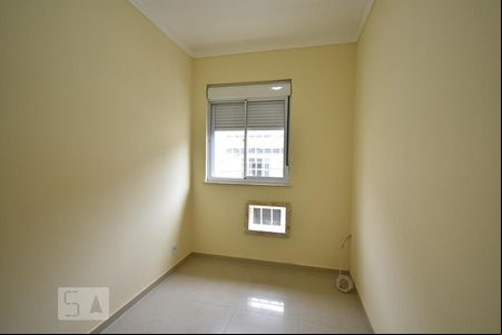 Quarto 1  de apartamento para alugar com 3 quartos, 88m² em Centro, Niterói