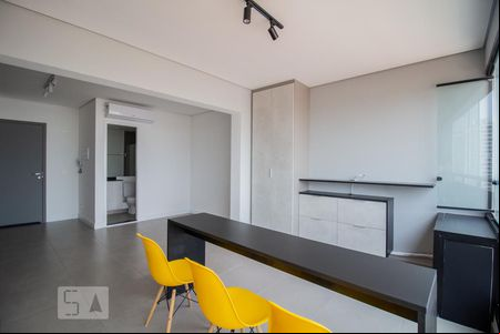 Cozinha de kitnet/studio à venda com 1 quarto, 33m² em Bom Retiro, São Paulo