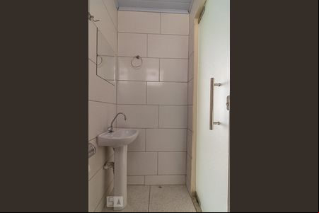Banheiro de kitnet/studio à venda com 1 quarto, 16m² em Santa Cruz, Belo Horizonte