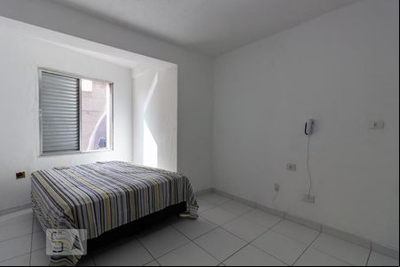 Quarto de kitnet/studio à venda com 1 quarto, 28m² em Santa Efigênia, São Paulo