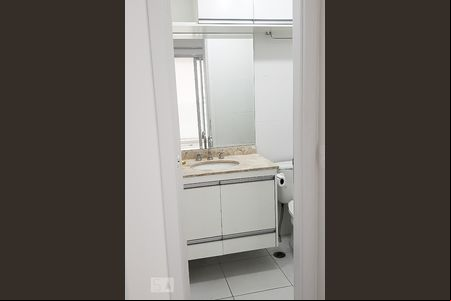 Banheiro de kitnet/studio à venda com 1 quarto, 33m² em Barra Funda, São Paulo