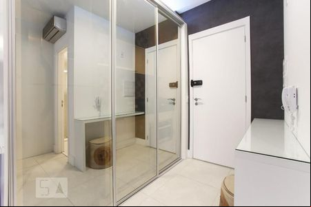 Cozinha de kitnet/studio à venda com 1 quarto, 40m² em Consolação, São Paulo