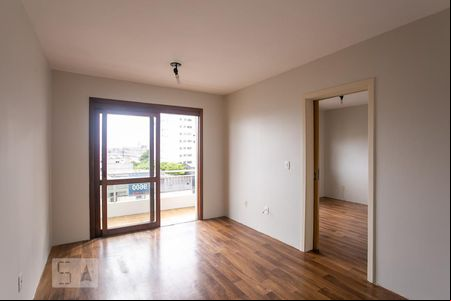 Sala de apartamento para alugar com 1 quarto, 50m² em Farroupilha, Porto Alegre