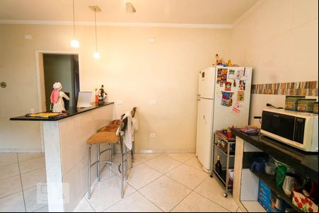 Cozinha  de casa para alugar com 3 quartos, 338m² em Parque Industriário, Santo André