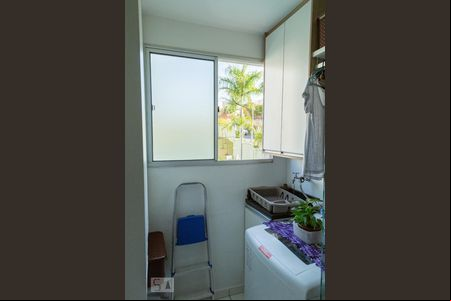 Lavanderia de apartamento para alugar com 2 quartos, 51m² em Vila Carminha, Campinas