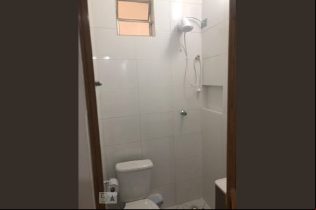 Banheiro de kitnet/studio à venda com 1 quarto, 18m² em Mirandópolis, São Paulo