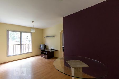 Sala de apartamento para alugar com 2 quartos, 65m² em Vila Andrade, São Paulo