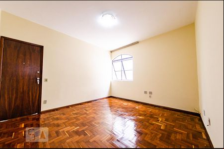 Sala de apartamento para alugar com 2 quartos, 65m² em Alto Caiçaras, Belo Horizonte