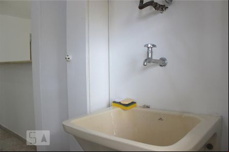 Área de Serviço de apartamento para alugar com 1 quarto, 70m² em Barra da Tijuca, Rio de Janeiro