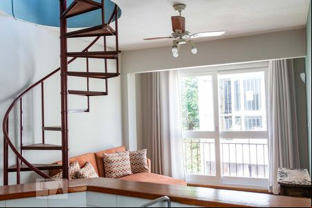Sala de apartamento para alugar com 1 quarto, 87m² em Rio Branco, Porto Alegre