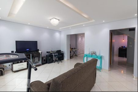 Casa para alugar com 4 quartos, 274m² em Vila Guarani, Santo André
