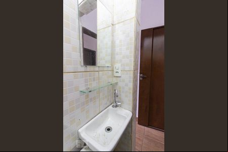 Banheiro de kitnet/studio para alugar com 1 quarto, 15m² em Imirim, São Paulo