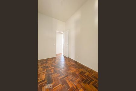 Quarto reversível   de apartamento para alugar com 4 quartos, 120m² em Olaria, Rio de Janeiro