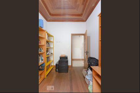 Quarto de casa para alugar com 7 quartos, 304m² em Bela Vista, São Paulo