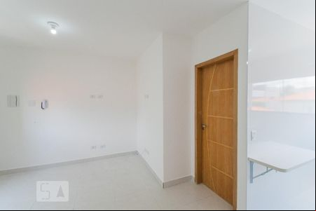 Sala de casa de condomínio para alugar com 1 quarto, 33m² em Vila Brasílio Machado, São Paulo