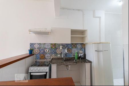 Cozinha de kitnet/studio à venda com 1 quarto, 32m² em Santa Cecília, São Paulo