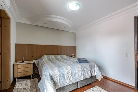 1º Dormitório suíte master de casa à venda com 4 quartos, 330m² em Barreirinha, Curitiba