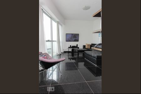 Sala de kitnet/studio à venda com 2 quartos, 120m² em Vila da Serra, Nova Lima