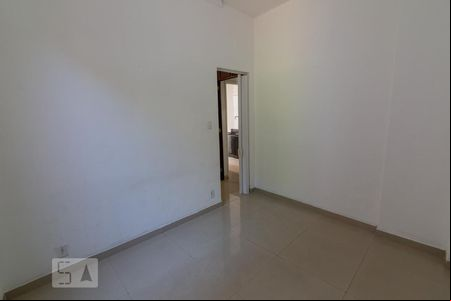 Quarto de kitnet/studio à venda com 1 quarto, 40m² em Tijuca, Rio de Janeiro