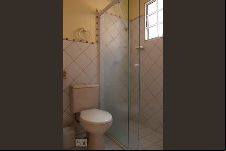 Banheiro de apartamento para alugar com 1 quarto, 25m² em Cidade Universitária, Campinas