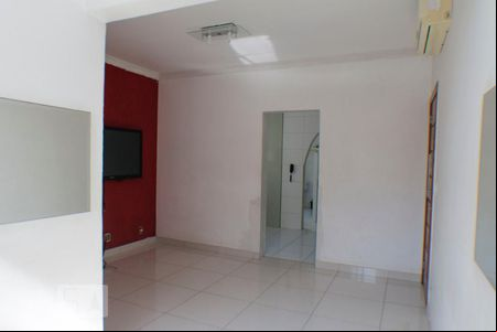 Sala de apartamento para alugar com 2 quartos, 73m² em Centro, Niterói