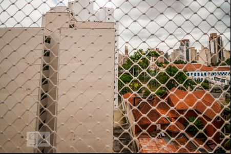 Vista da Suíte de kitnet/studio à venda com 1 quarto, 51m² em Centro, Campinas