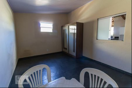 Quarto de kitnet/studio à venda com 1 quarto, 40m² em Santa Cruz, Belo Horizonte