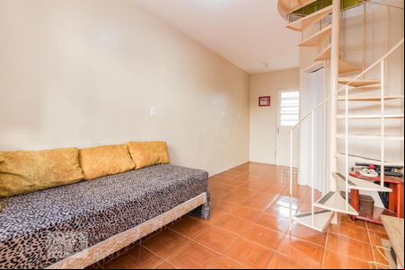 Sala de casa de condomínio para alugar com 1 quarto, 52m² em Nonoai, Porto Alegre