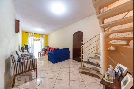 Sala de casa à venda com 4 quartos, 260m² em Parque Gerassi, Santo André