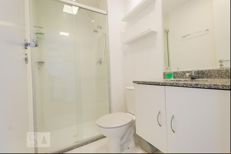 Banheiro de kitnet/studio à venda com 1 quarto, 22m² em Liberdade, São Paulo
