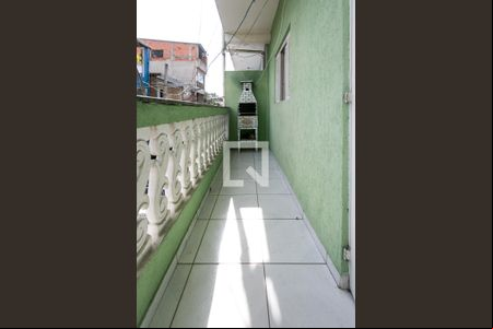 Varanda 1 de casa à venda com 4 quartos, 300m² em Parque Industrial das Oliveiras, Taboão da Serra