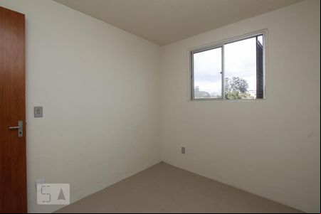 QUARTO 1 de apartamento para alugar com 2 quartos, 38m² em Rubem Berta, Porto Alegre