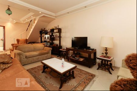 Sala de casa para alugar com 4 quartos, 200m² em Jardim Vera Cruz, São Paulo