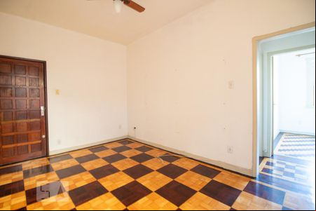 Sala de apartamento para alugar com 2 quartos, 56m² em Petrópolis, Porto Alegre