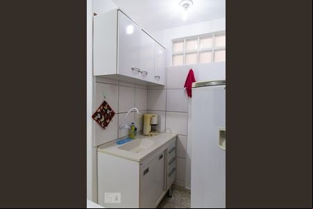 Cozinha de kitnet/studio à venda com 1 quarto, 25m² em Mirandópolis, São Paulo
