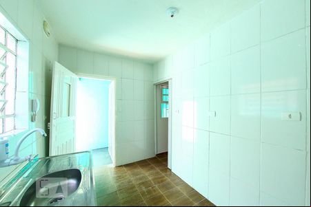 Cozinha de casa de condomínio para alugar com 1 quarto, 40m² em Vila Silveira, Guarulhos