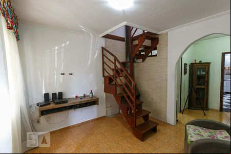 Sala de casa de condomínio para alugar com 2 quartos, 110m² em Cavalhada, Porto Alegre