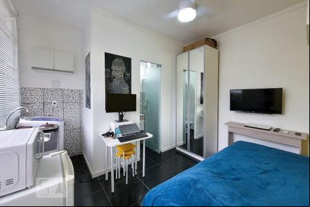 Kitnet de casa para alugar com 3 quartos, 197m² em Teresópolis, Porto Alegre