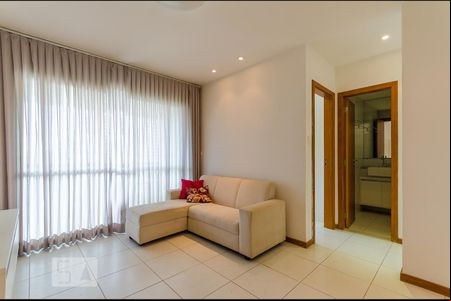 Sala de apartamento para alugar com 1 quarto, 60m² em Itaigara, Salvador