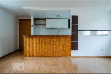 Sala de apartamento para alugar com 2 quartos, 76m² em Novo Mundo, Curitiba