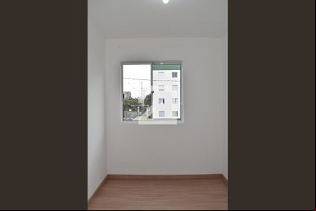 Quarto de apartamento para alugar com 3 quartos, 64m² em Santa Cândida, Curitiba