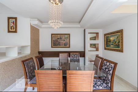 Sala de casa de condomínio para alugar com 4 quartos, 400m² em Alphaville, Barueri