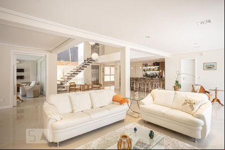 Sala de casa de condomínio à venda com 5 quartos, 900m² em Adalgisa, Osasco