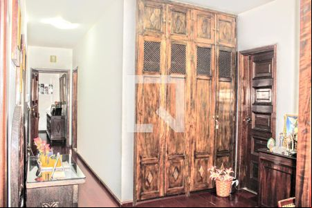 Apartamento à venda com 4 quartos, 270m² em Centro, Belo Horizonte