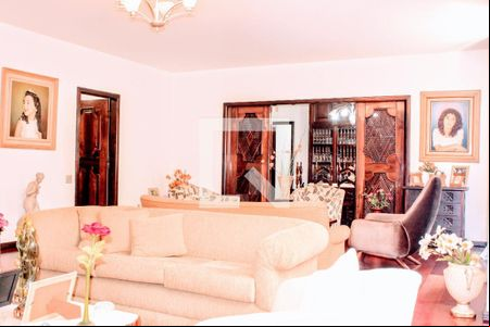 Apartamento à venda com 4 quartos, 270m² em Centro, Belo Horizonte
