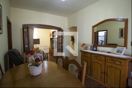 Sala de casa de condomínio à venda com 4 quartos, 251m² em Rubem Berta, Porto Alegre