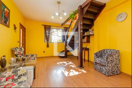 Sala de casa para alugar com 6 quartos, 220m² em Cavalhada, Porto Alegre