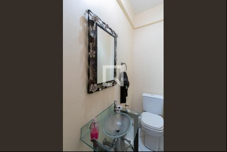Lavabo de casa para alugar com 3 quartos, 250m² em Partenon, Porto Alegre